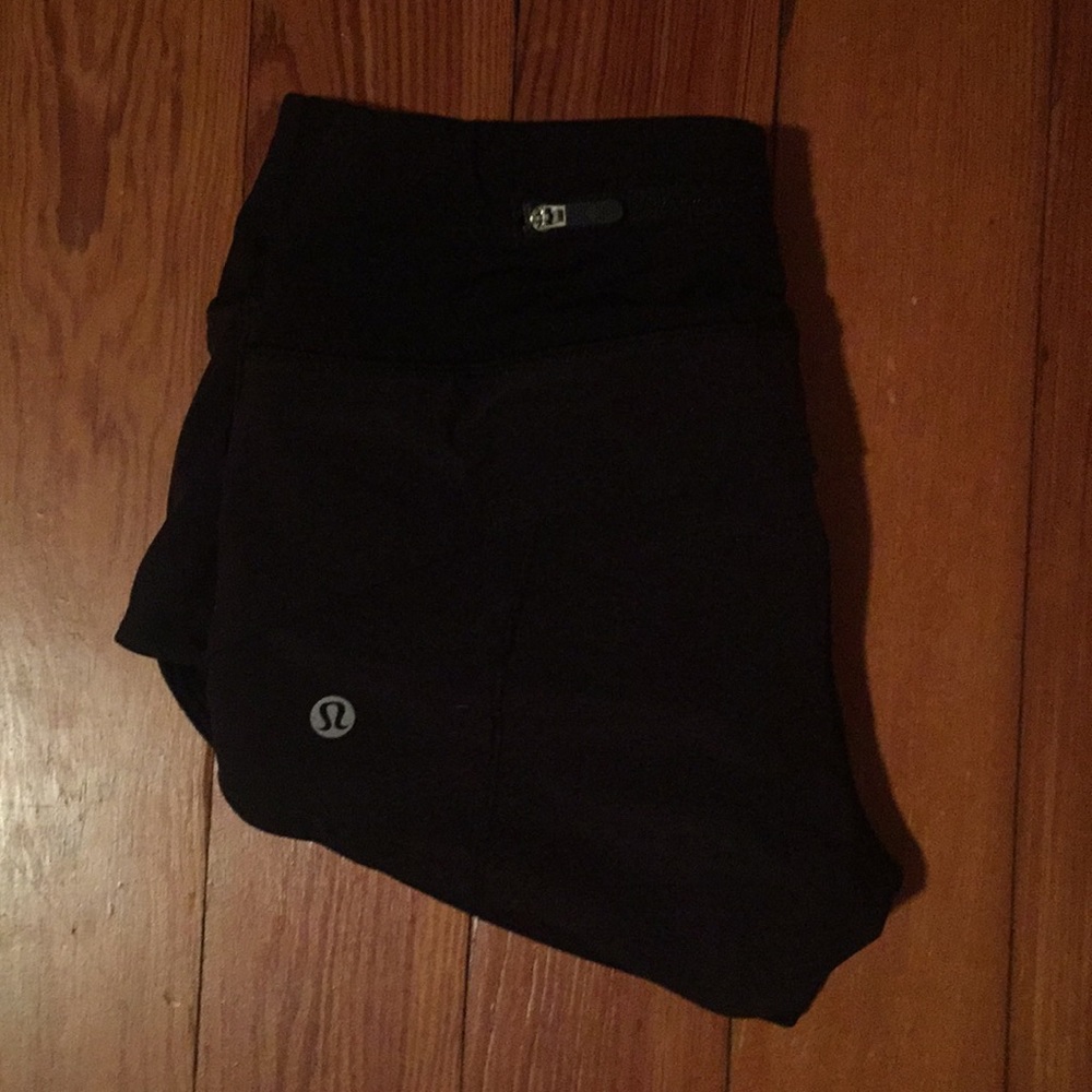 Lululemon black shorts